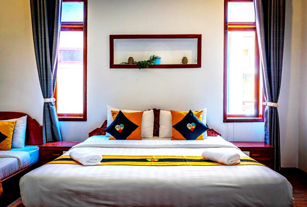 Antonios Villa Hotel Siem Reap Ngoại thất bức ảnh
